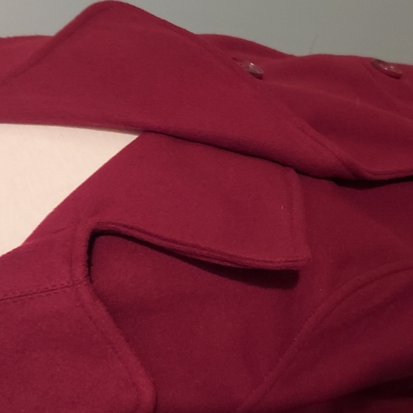 Red Coat - 1X - Picture 4 of 7